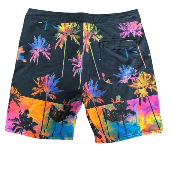 Men's Rip Curl 36 Board Shorts Mirage Mason Backyards Black Palm Tree - Picture 2 of 6